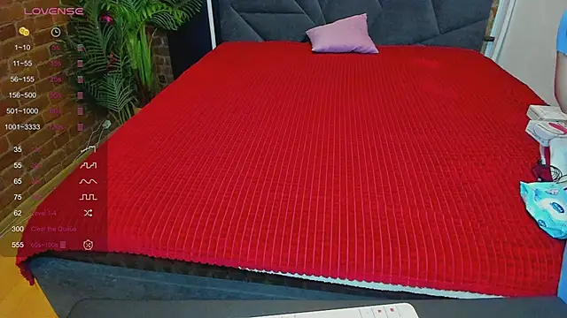 Cutiee Alicee online show from June 7, 8:37 pm