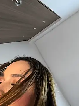 butterfly777  online show from October 15, 12:19 pm