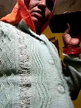 Pinky12A online show from December 3, 4:09 pm