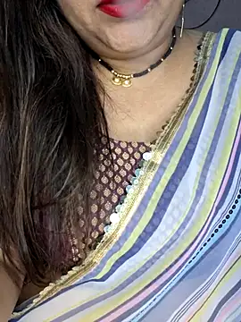 indian-hotmilfs online show from November 1, 7:51 pm