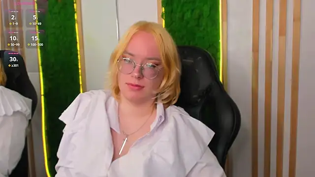 Amanda Butlerr online show from May 31, 6:09 pm