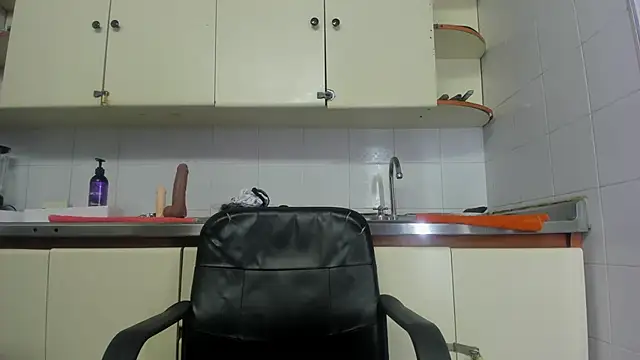 BustyGlow online show from January 16, 10:22 am