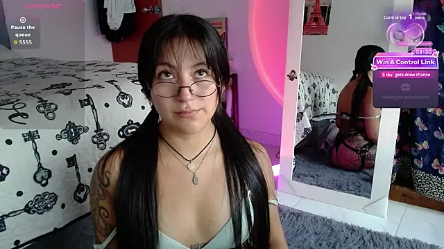 lilitth777 online show from January 18, 12:23 pm