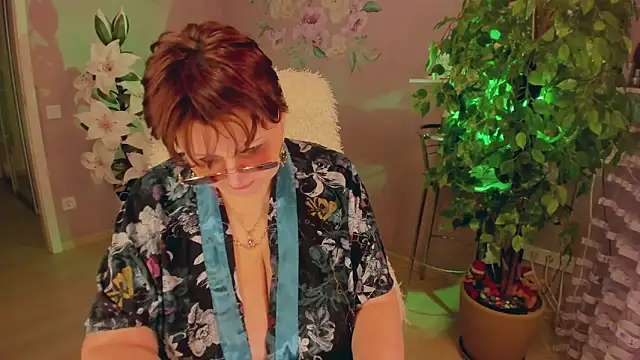 rebekkacharm online show from September 27, 5:20 pm