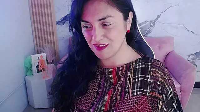 Snapshot of tamara_ch1 chatting on October 19, 3:19 am tamara ch1 online show from October 19, 3:19 am