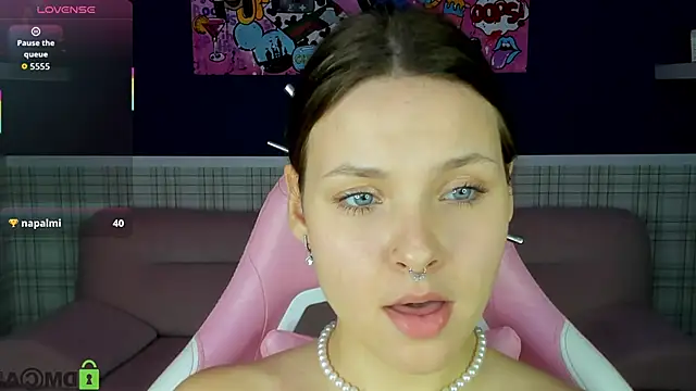 Hina Smith online show from October 22, 11:48 am