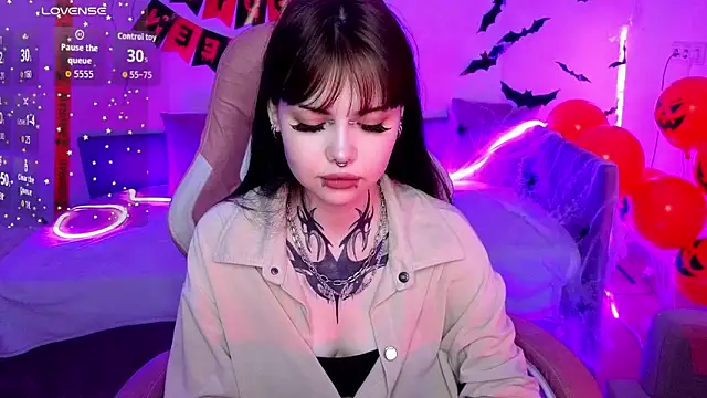 Morana Batt online show from November 7, 1:55 am