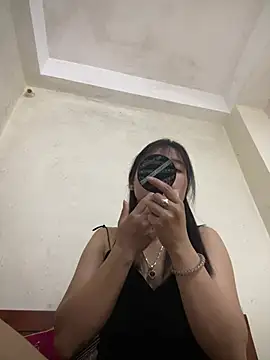 Ngoc-bbi online show from February 26, 3:00 pm