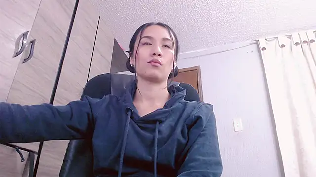 Snapshot of scarlett_vonrose chatting on October 3, 8:58 pm scarlett vonrose online show from October 3, 8:58 pm
