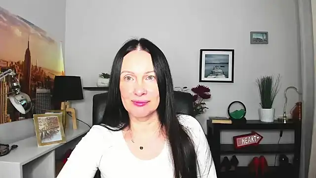 Velvet Jasmine online show from September 24, 5:39 am