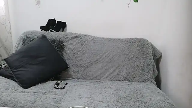 LupinkDemian online show from January 16, 1:07 pm