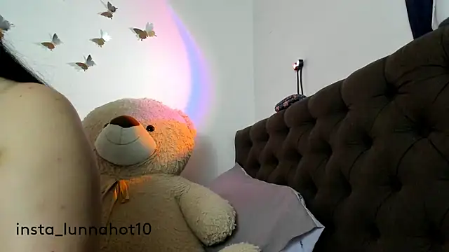 natyhot20 online show from April 9, 1:19 am