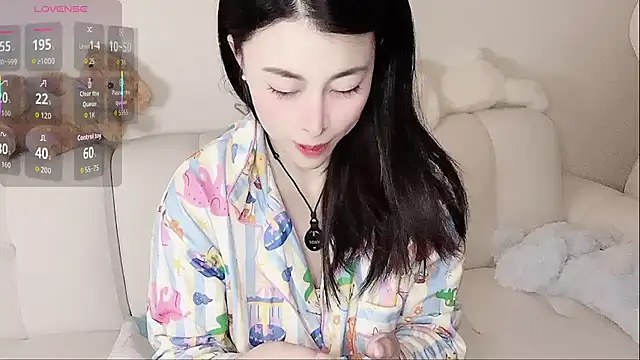 LuLu-Moon online show from October 23, 9:32 pm