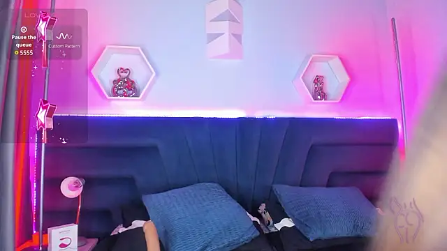  carla rosee online show from March 20, 5:01 am