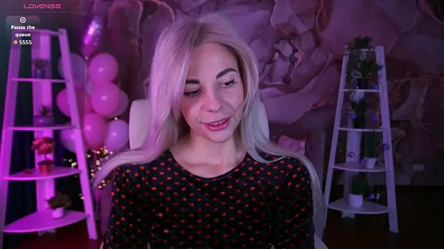 BellaRayyy online show from February 18, 2:49 pm