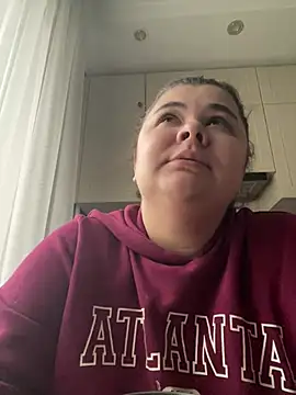 AliceCurlyX online show from February 14, 9:44 am