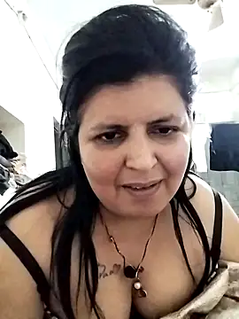 Jann Riya333 online show from February 4, 6:00 pm