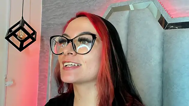 Zami Escobar of online show from February 17, 6:18 pm