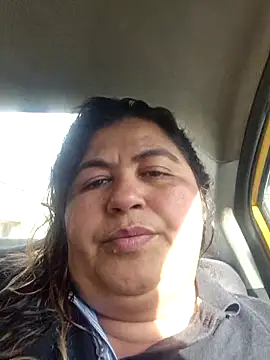 curvy diva  online show from December 15, 8:25 pm