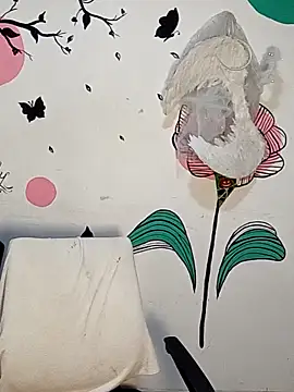 curvy diva  online show from November 27, 11:35 am