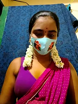 mini-queen online show from October 15, 5:59 pm