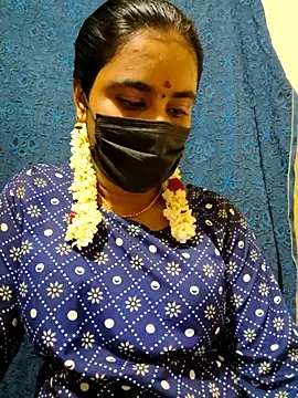 mini-queen online show from April 12, 6:11 pm