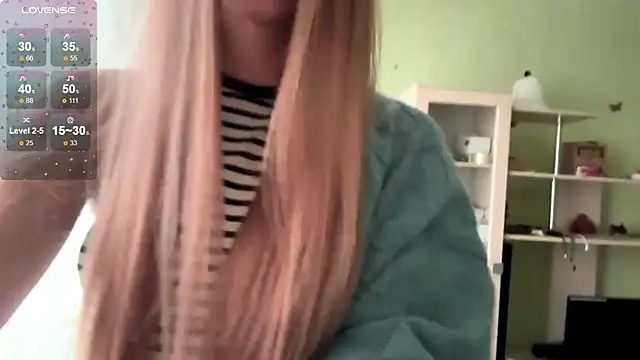 SweetJinny88 online show from November 27, 8:17 am