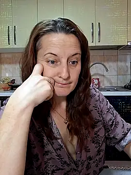 Fluturas2 online show from November 28, 8:17 am