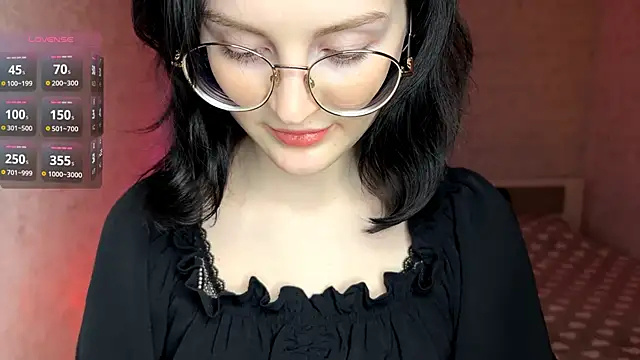 FakeLamb online show from March 13, 9:49 pm