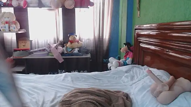  Charlize theron  online show from December 22, 5:27 pm