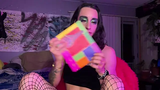 xoFrankie online show from September 25, 6:34 am