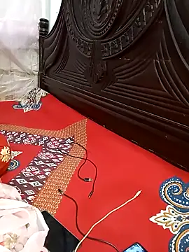 Tanisha-Chy online show from October 28, 6:13 pm