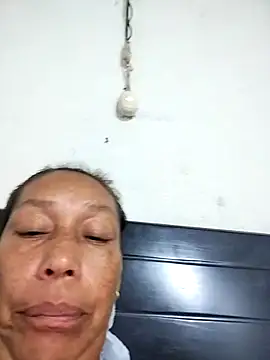 Naomi-Mature online show from September 13, 7:05 am