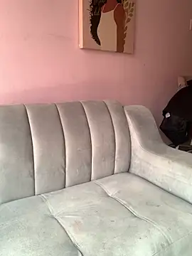 KloePink  online show from December 18, 3:39 pm