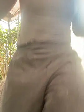 KloePink  online show from December 1, 1:36 pm