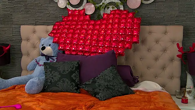 VannyFoxx online show from February 14, 3:25 pm