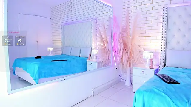 mara winters  online show from November 29, 1:15 pm