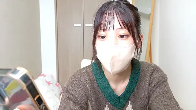 riri  nyan o0 online show from April 6, 11:11 am