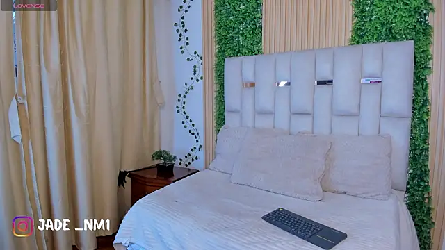 Jade Nmm online show from March 9, 1:14 pm