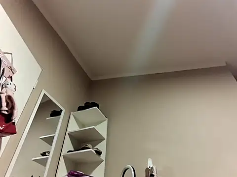 Denisutra777 online show from April 14, 9:59 pm