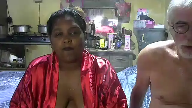 crazyloverstasmike online show from October 1, 7:30 pm