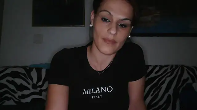 yumara351 online show from October 6, 11:05 am