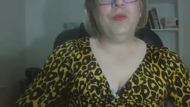 nataliacd online show from November 12, 4:38 pm