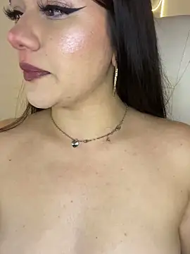 Zoe Serrat online show from October 27, 12:44 pm