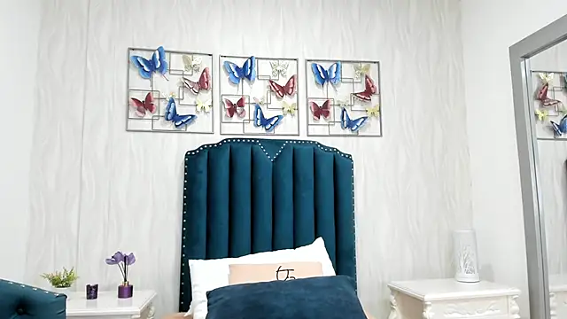 Alison Carde05 online show from October 21, 7:40 pm