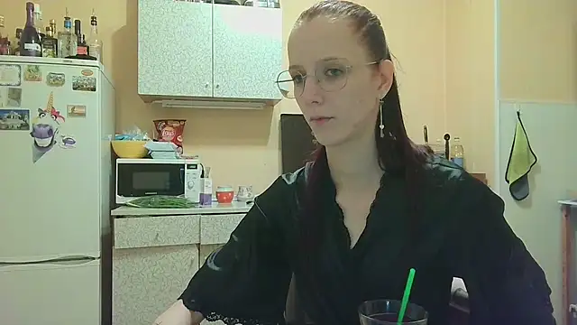 Lucy Divine online show from November 11, 9:23 pm