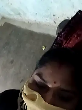 Sheema tyagi online show from November 9, 9:33 pm