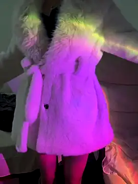 tran my online show from October 4, 5:06 pm