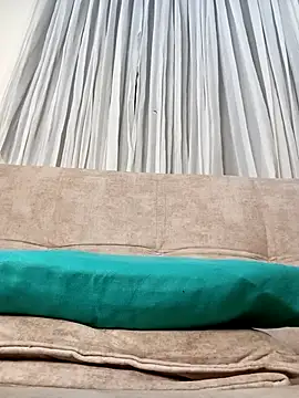 Marian Zeller online show from October 27, 9:16 am