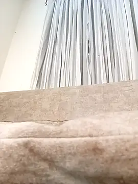 Marian Zeller online show from November 14, 9:20 am